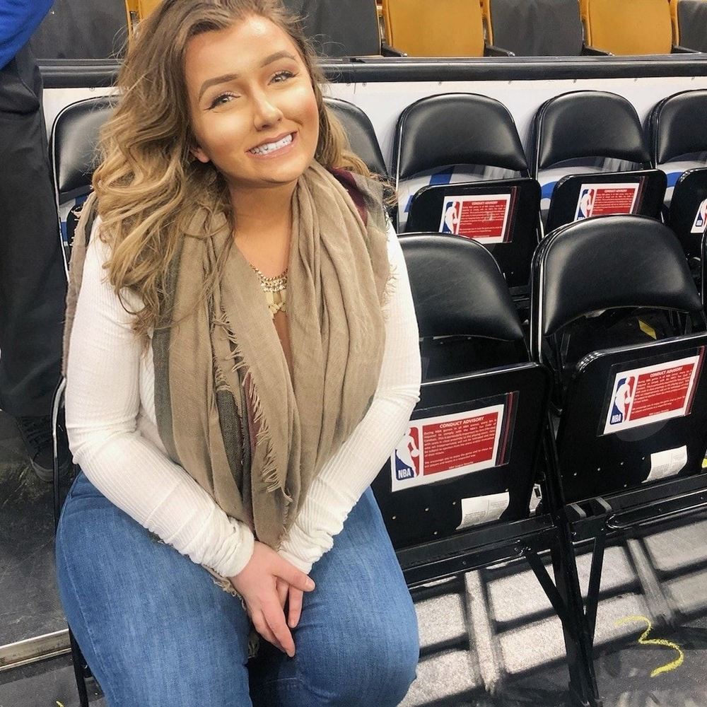 Meet your Posher, Nicole